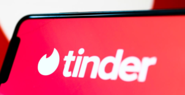 Tinder дозволив користувачам ділитись планами на побачення зі своїми друзями