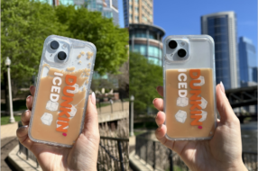 Dunkin&#8217; Donuts випустив чохол для iPhone, наповнений кавою