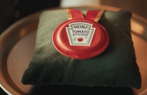 Heinz создал медаль для виртуозов томатного кетчупа