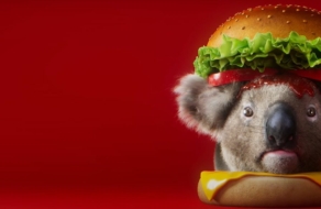 Greenpeace створив для McDonald&#8217;s бургер з головою коали