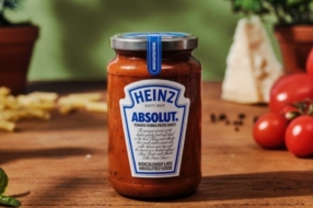 Heinz та Absolut перевипустили вірусний томатний соус з горілкою для пасти