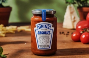 Heinz та Absolut перевипустили вірусний томатний соус з горілкою для пасти