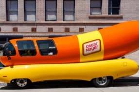 Oscar Mayer ищет водителей хот-дога на колесах с зарплатой $35,600