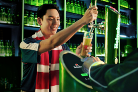 Heineken відкрив «бари довіри» для перегляду ранкових футбольних матчів