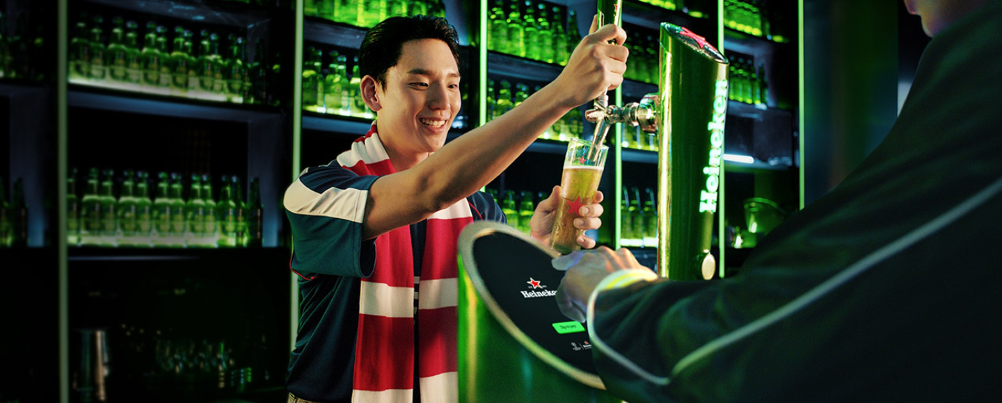 Heineken відкрив «бари довіри» для перегляду ранкових футбольних матчів