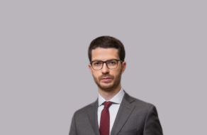 Олександр Шевельов залишив посаду керівника проєктів зі стратегічних та антикризових комунікацій ДТЕК