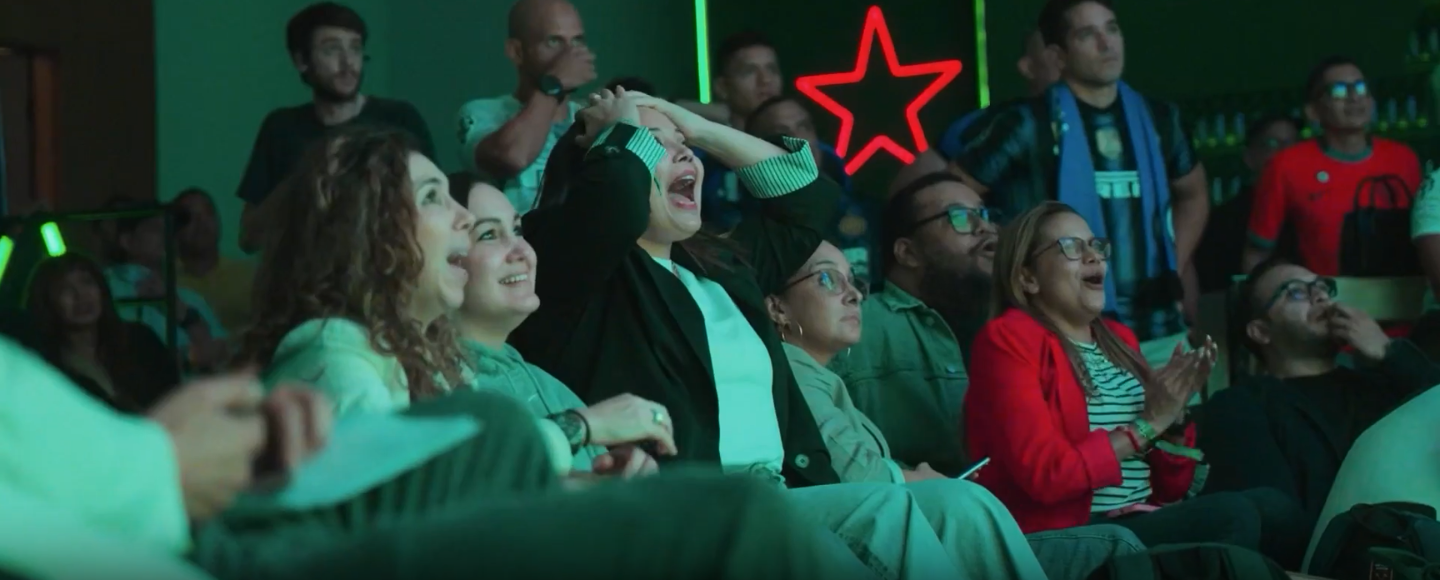 Heineken перетворив робочі наради на вечірки з перегляду футбольних матчів