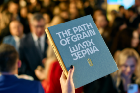 Артбук «Шлях зерна»: публічна дипломатія від Kernel