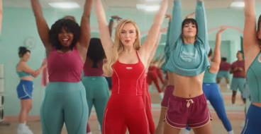 Ліндсі Лохан стала зіркою 80-х для рекламного ролика Old Navy