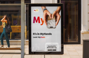 McDonald’s перетворив жест набору тексту на свій логотип