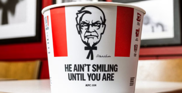 KFC изменил выражение лица полковника Сандерса: зачем это было сделано