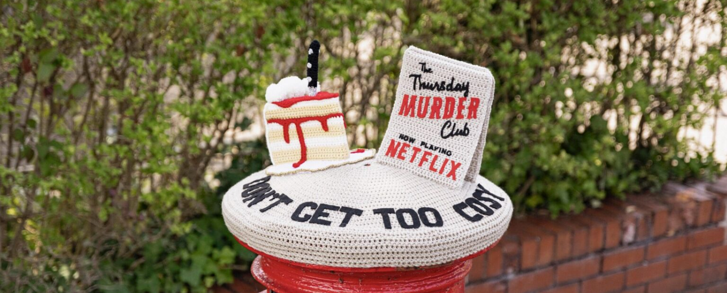 В’язання та квіти: як Netflix просуває фільм «Клуб убивств по четвергах»