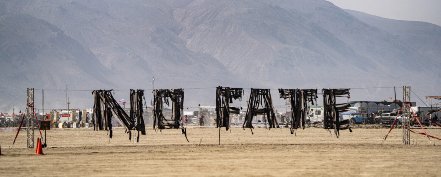 Burning Man 2025: Україна перетворила зруйновану інсталяцію на новий артоб’єкт