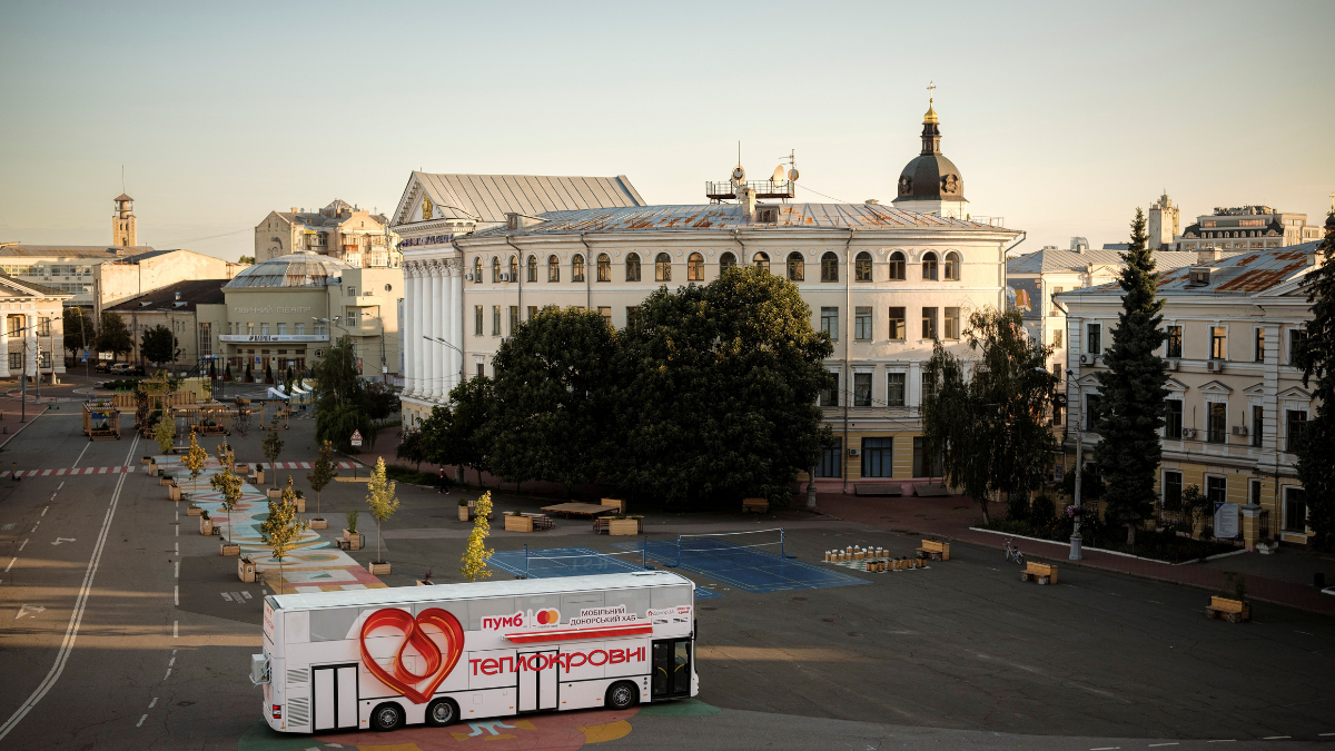 «Теплокровні»: як ПУМБ і Mastercard змінюють ставлення до донорства в Україні